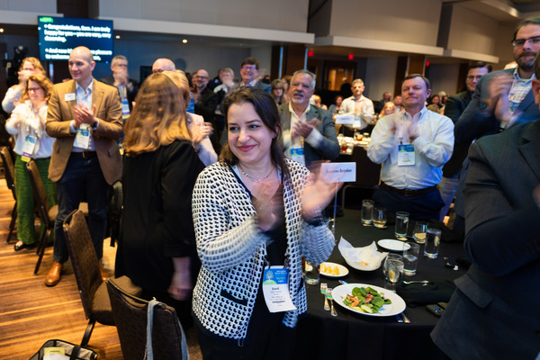 2024 AM lunch clapping audience