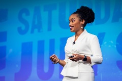 Crystal Washington headshot