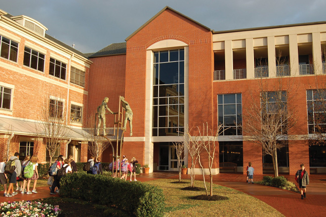 River Oaks Baptist School